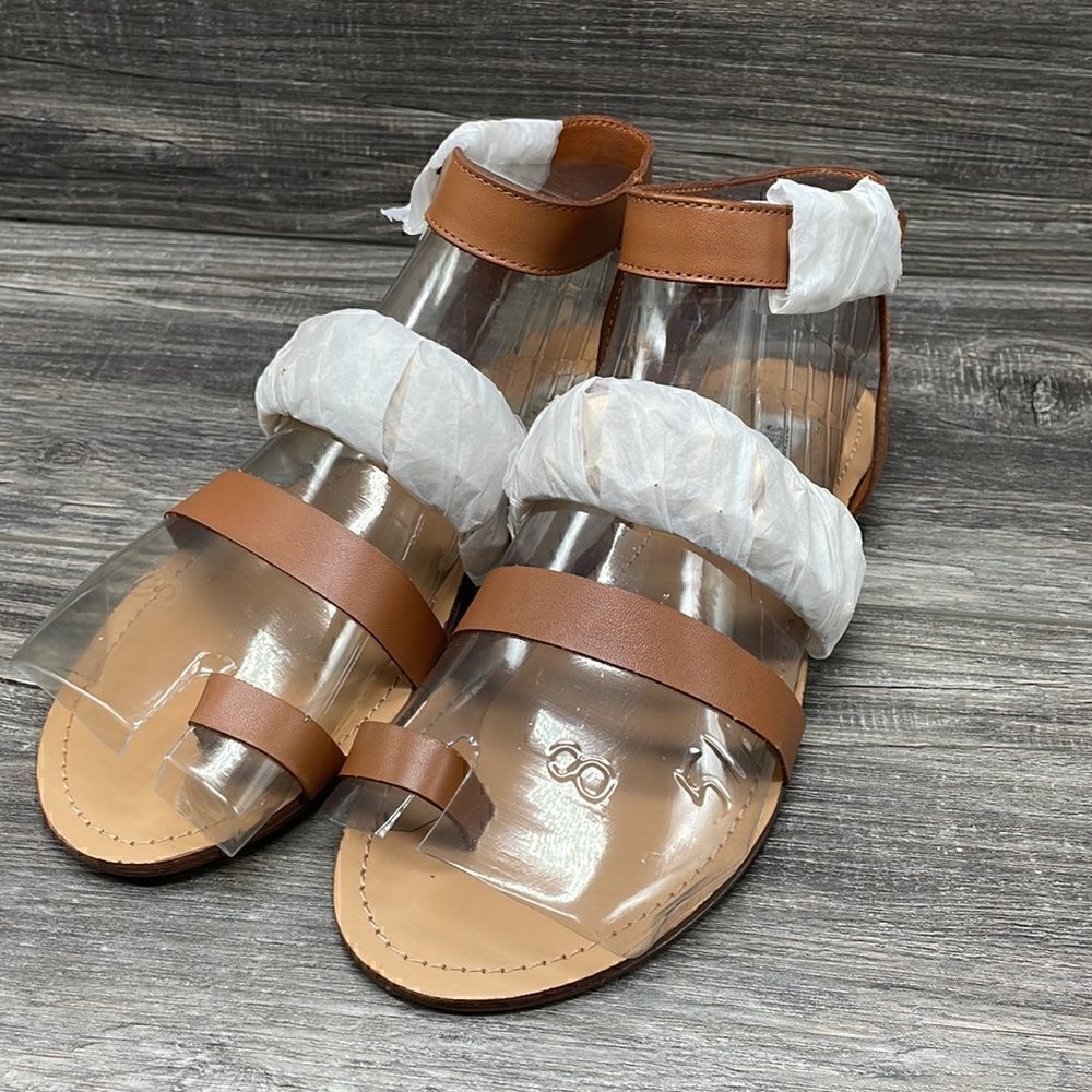 Womens Steve Madden Curlyy Toe Loop Studded Flat Sandals - Cognac - Picture 7 of 12